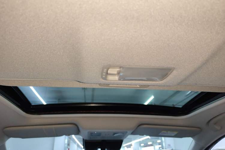 Used Nissan Tiida 2021 1.6L CVT Smart Drive Edition Headliner