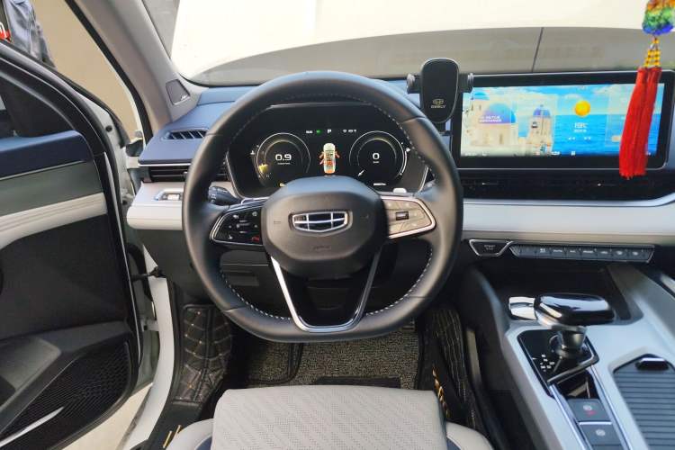 Used Geely Auto Preface 2021 2.0TD Designer's Recommended Edition Steering Wheel