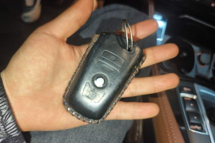 Used BMW 5 Series 2014 525Li Leading Model