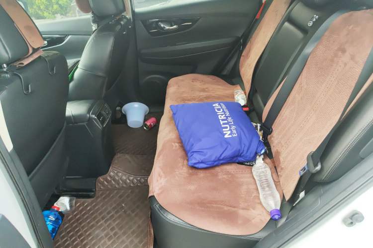 Used Nissan X-Trail 2022 2.0L Two-Wheel Drive Smart Connect Premium Edition Left Rear Seat