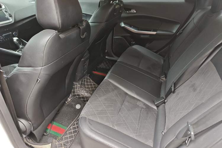 Used Ford Escort 2019 Revised Version 1.5L Automatic Enjoyment Type China VI Standard Left Rear Seat