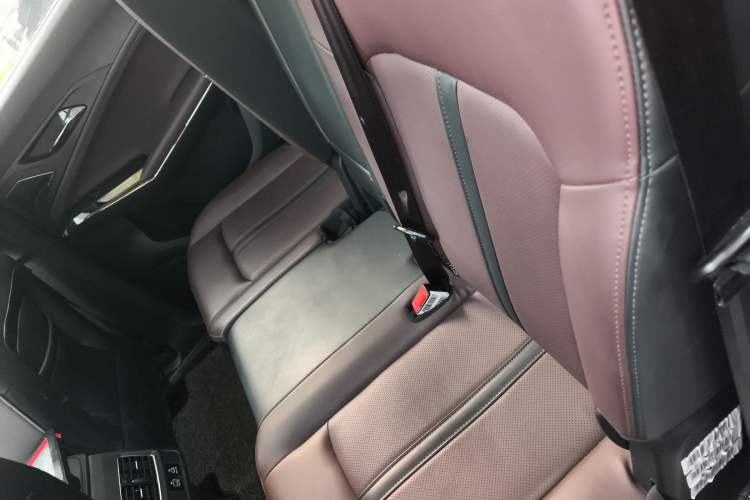 Used SOL X8 PLUS 2023 1.5 TGDI DCT Smart Edition 7-Seater