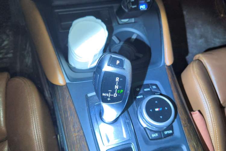 Used BMW X6 2011 xDrive35i
