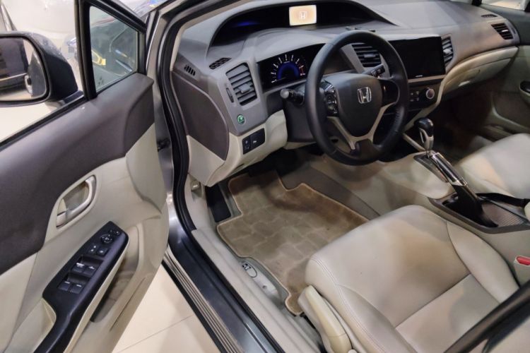 Used Honda Civic 2012 1.8L automatic comfort version Driver Seat