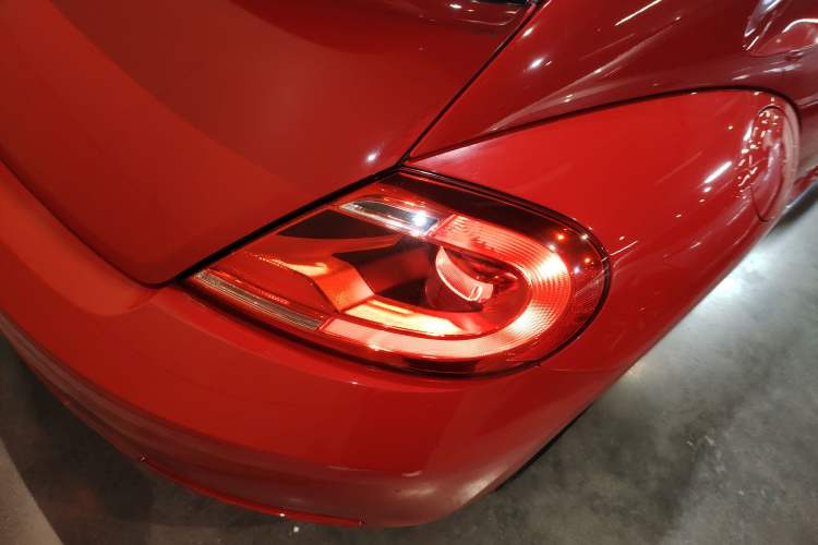 Used Volkswagen Beetle 2015 180TSI model Right Rear Taillight