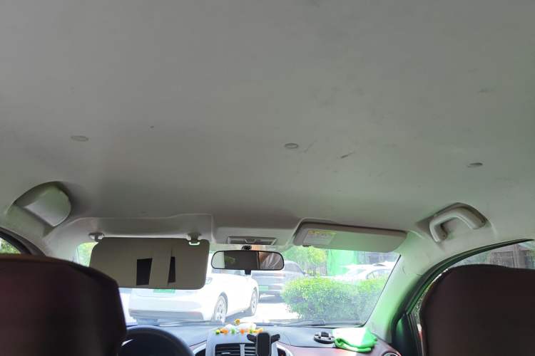 Used CHANGAN Benni 2015 1.4L IMT Prestige Model China V Standard
