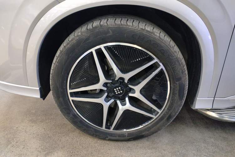 Used Landian E5 2023 1.5L DE-i 100KM Zhenxiang Edition 7-Seater