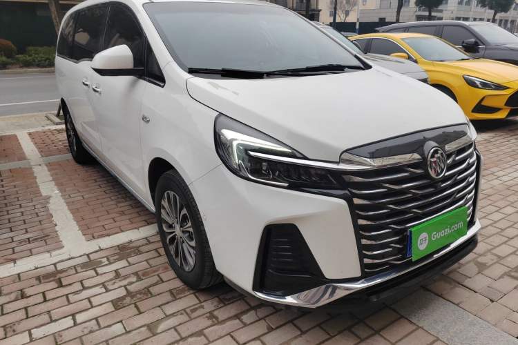 Used Buick GL8 2023 Land Executive Class Deluxe Model