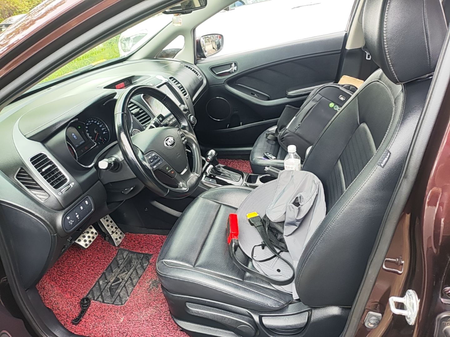 Interior delantero