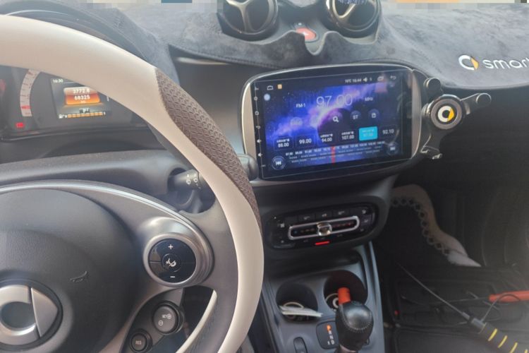 Used smart fortwo 2015 1.0L 52 kW Hardtop Passion Edition
