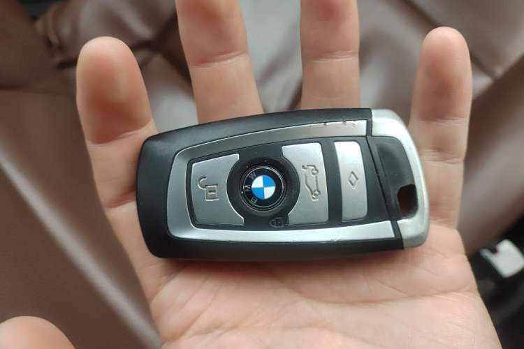Used BMW 5 Series 2014 520Li Elegant Model Vehicle Key