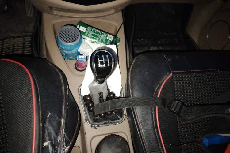 Used Wuling Hongguang 2014 1.2L S Comfort Model China IV Gear Lever