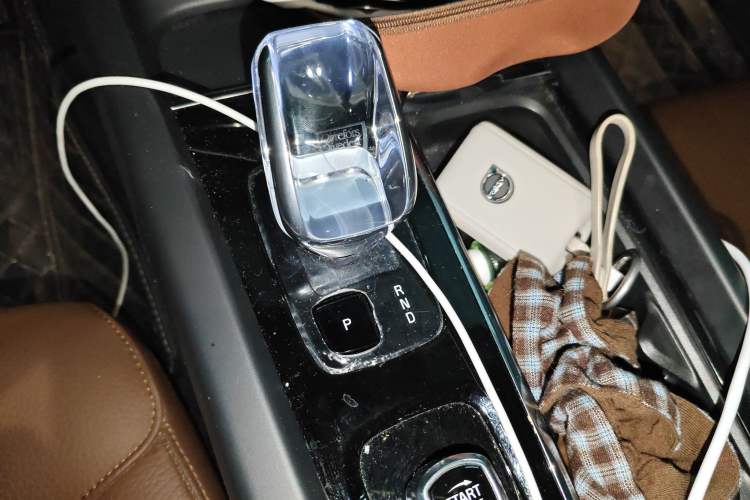 Used Volvo XC60 2024 B5 4x4 Smart Luxury Edition
