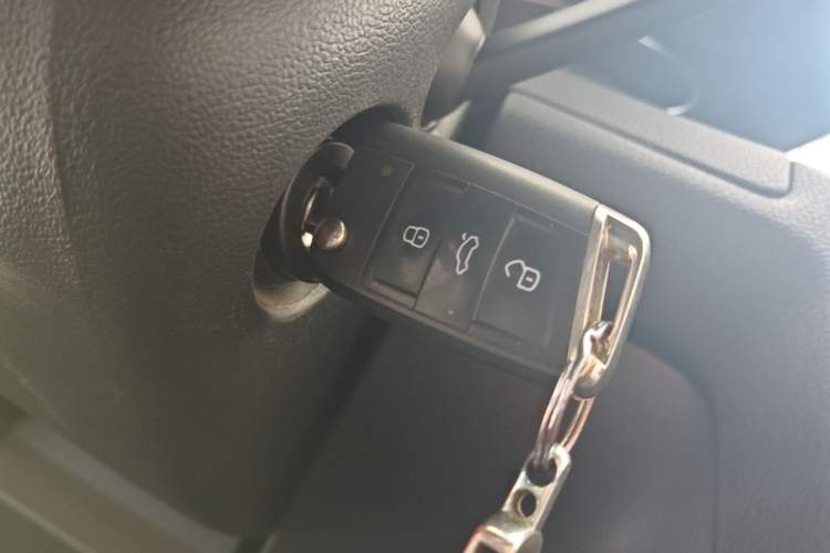 Used Volkswagen Golf 2019 280TSI DSG Comfort Version China VI Standard Vehicle Key