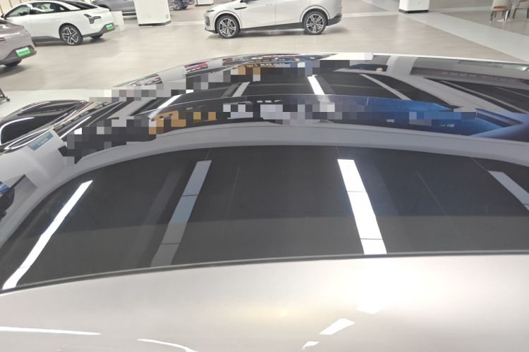 Used Xiaomi Auto YU7 2025 Ultra-Long Range Rear-Wheel Drive Version Roof