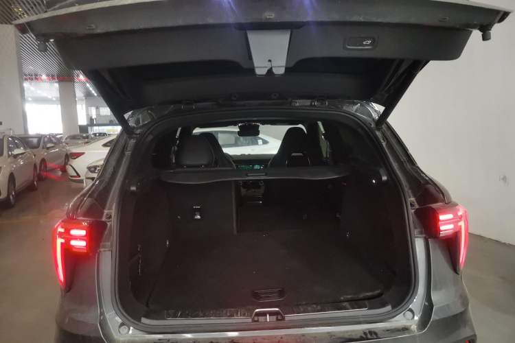 Used Lynk & Co 01 EM-P 2023 1.5TD EM-P PM Trunk