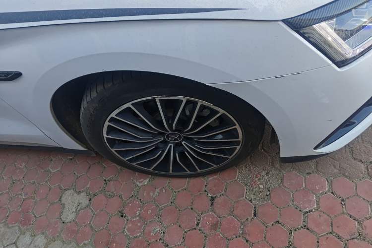 Used BYD Han 2023 DM-i Champion Edition 121KM Prestige Model
