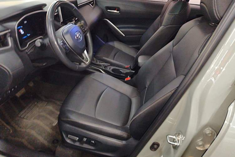 Used Toyota Corolla Cross 2022 2.0L Flagship Edition
