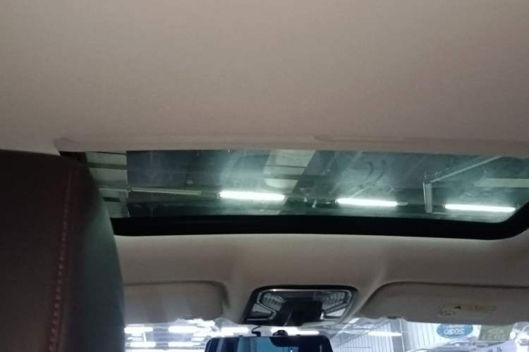 Used CHANGAN CS55 2018 1.5T Automatic Colorful Edition China V Standard