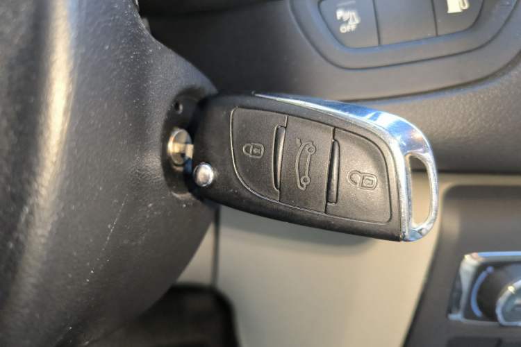 Used Citroen C5 2014 2.0L Automatic Zunyue Model