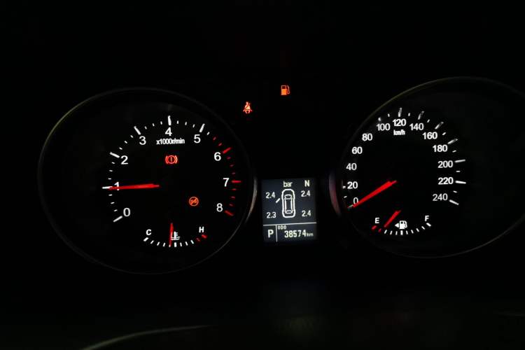 Used Haval M6 2019 1.5T DCT Two-Wheel Drive Elite Version China VI Standard Instrument Cluster