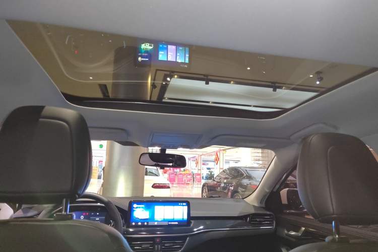 Used Ford Focus 2021 Hatchback EcoBoost 180 Automatic Titanium Edition