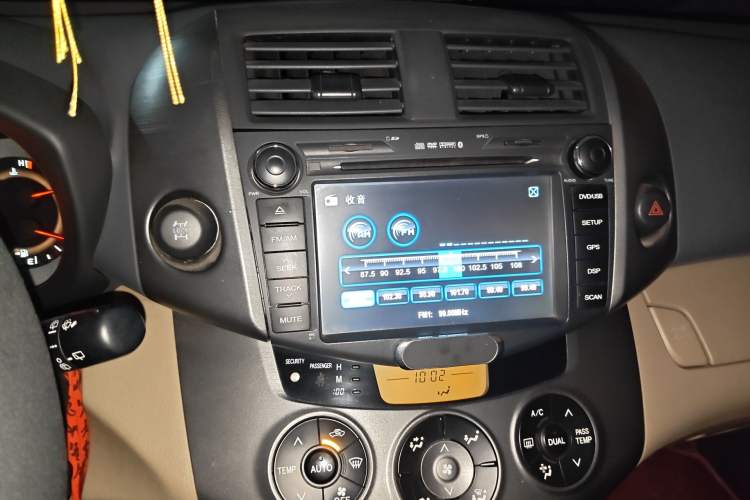 Used Toyota RAV4 2011 2.0L Automatic 4x4 Edition
