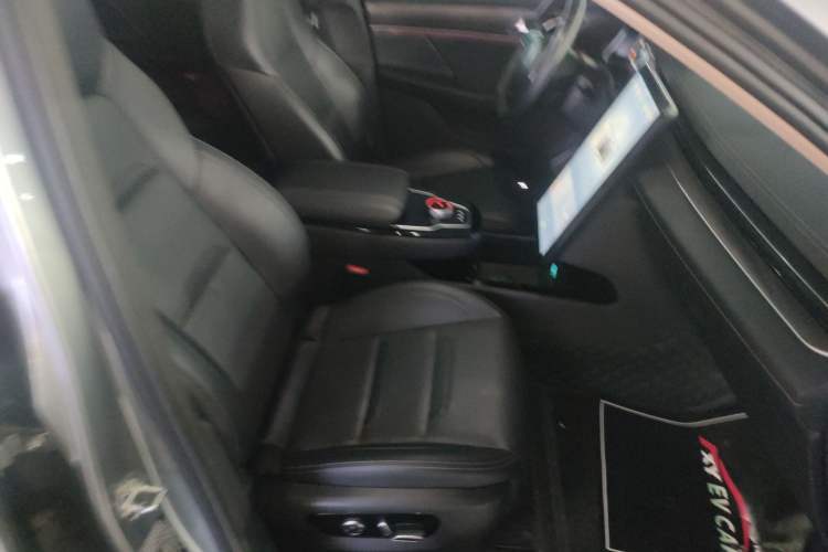 Used SERES SF5 2021 Four-Wheel Drive Freedom Expedition Edition
