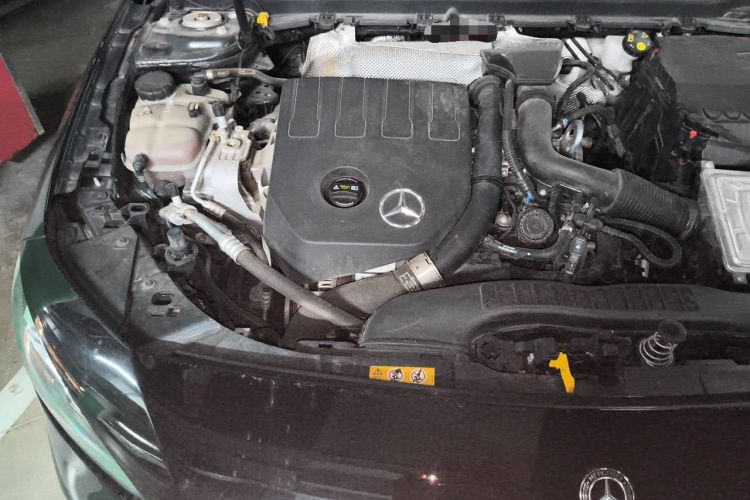 Used Mercedes-Benz A-Class 2020 Restyled A 200 L Sport Sedan Fashion Version

