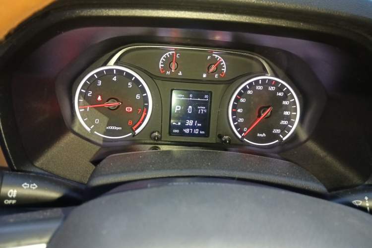 Used Land X2 2017 1.6L Automatic Platinum Edition Instrument Cluster