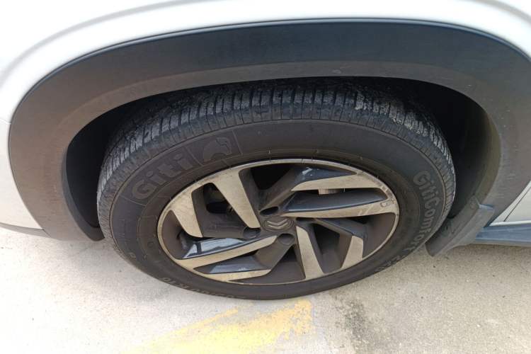 Used Citroen C3-XR 2018 1.6L Automatic Pioneer Model Left Front Wheel Hub