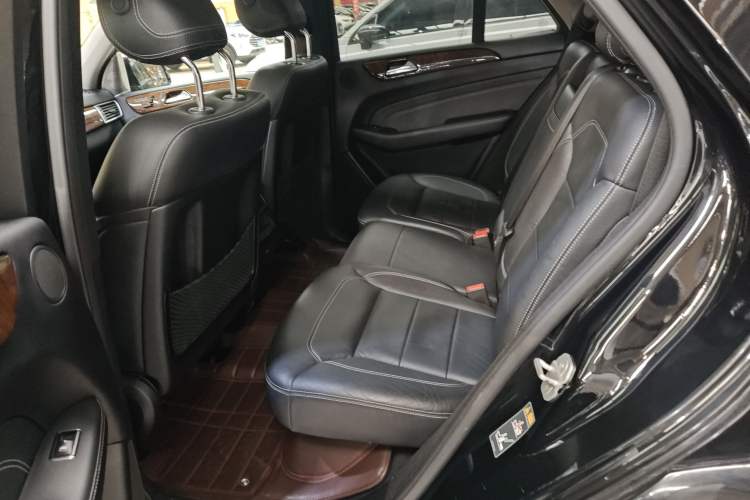 Used Mercedes-Benz M-Class 2014 ML 400 4MATIC Luxury Model