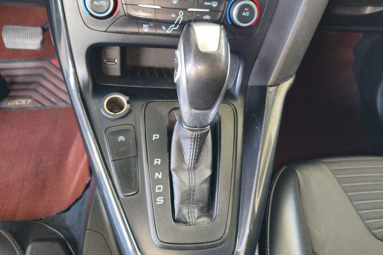 Used Ford Focus 2018 Two-Door Classic EcoBoost 125 Automatic Supercharged Style SmartDrive Edition