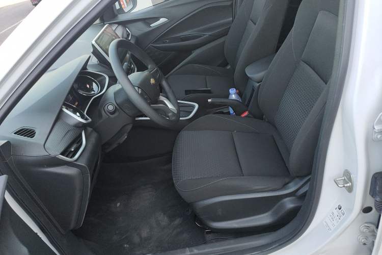 Used Chevrolet Cavalier 2022 325T Automatic Enjoyment Edition Left Front Seat