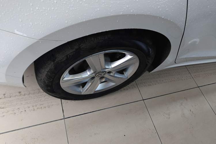 Used Volkswagen Lamando 2019 230TSI DSG Fashion Edition China VI