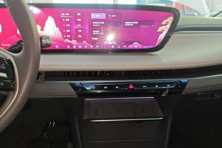 Used Buick GL8 2025 Lu Zun Deluxe Edition