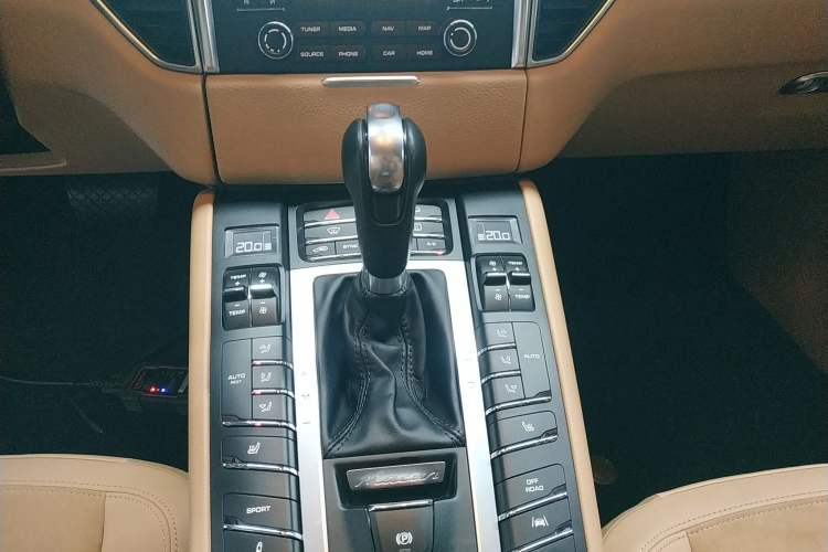 Used Porsche Macan 2017 Macan 2.0T