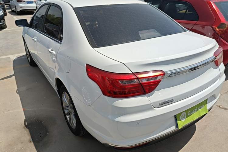 Used Geely Auto Vision 2019 Upgraded Model 1.5L Manual Luxury Version China VI Standard