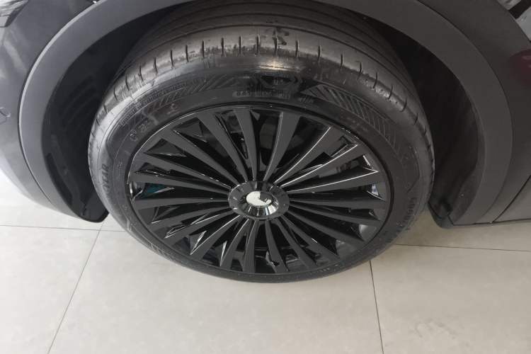 Used Tesla Model Y 2023 Rear-Wheel-Drive Version