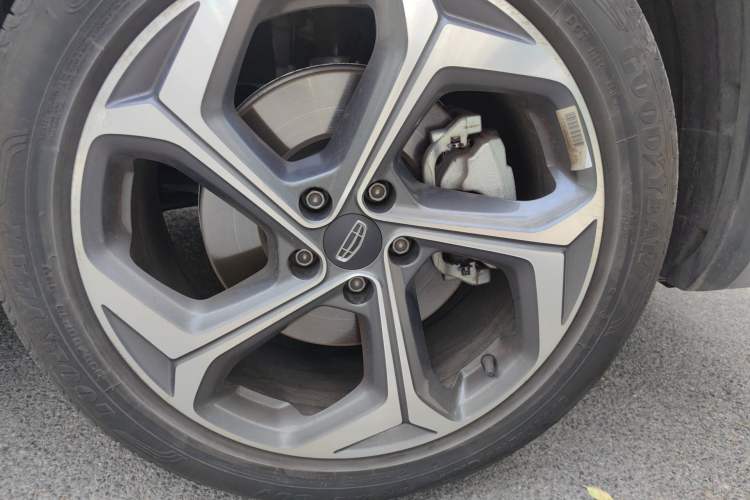 Used Geely Auto Monjaro L 2024 2.0TD High-Power Automatic Two-Wheel Drive Yunqi Version