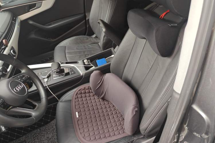 Used Audi A4L 2019 40 TFSI Fashion Edition China VI Emission Standard