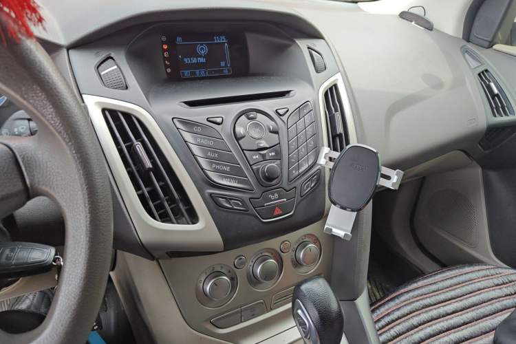 Used Ford Focus 2012 Sedan 1.6L Automatic Comfort Model
