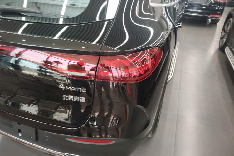 Used Mercedes-Benz EQE SUV 2024 500 4MATIC Luxury Edition Exterior 3