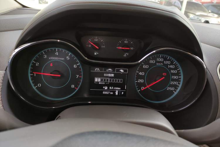 Used Chevrolet Cruze 2015 1.5L Automatic Fashion Navigation Edition