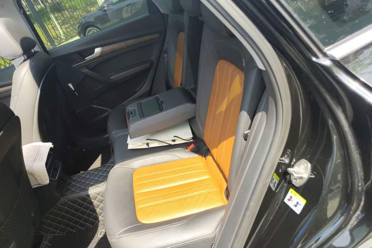 Used Audi Q5L 2018 45 TFSI Prestige Elegant Edition China VI Left Rear Seat