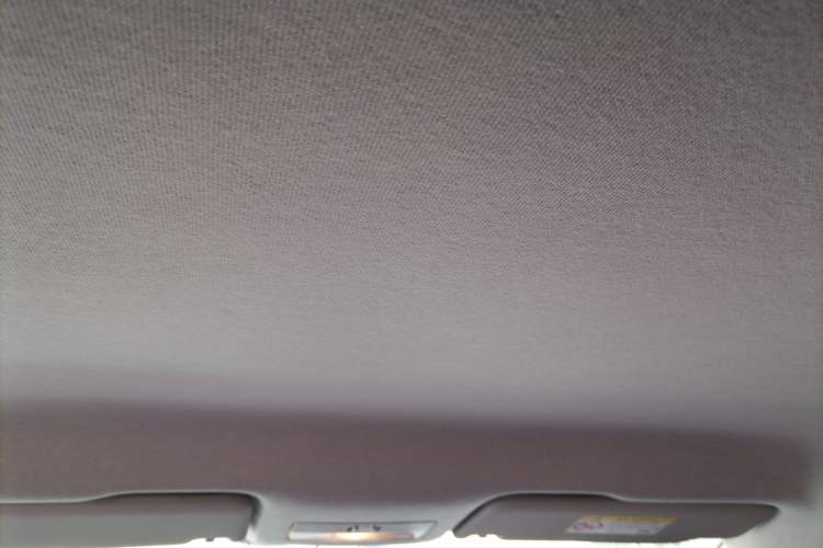 Used Volkswagen Jetta 2017 1.5L Manual Fashion Edition Headliner