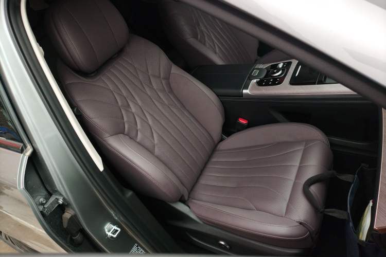 Used Chery Tiggo 9 C-DM 2025 1.5T 106KM Ultra-Comfort Edition 5 Seats Lithium-NMC