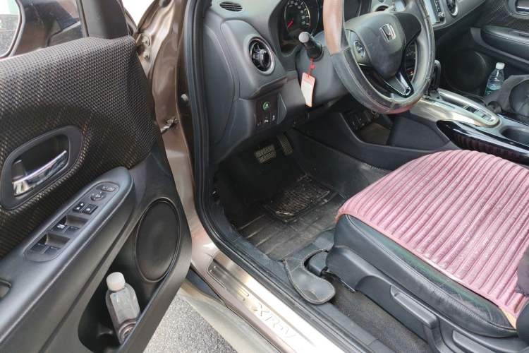 Used Honda XR-V 2015 1.8L EXi CVT Comfort Version
