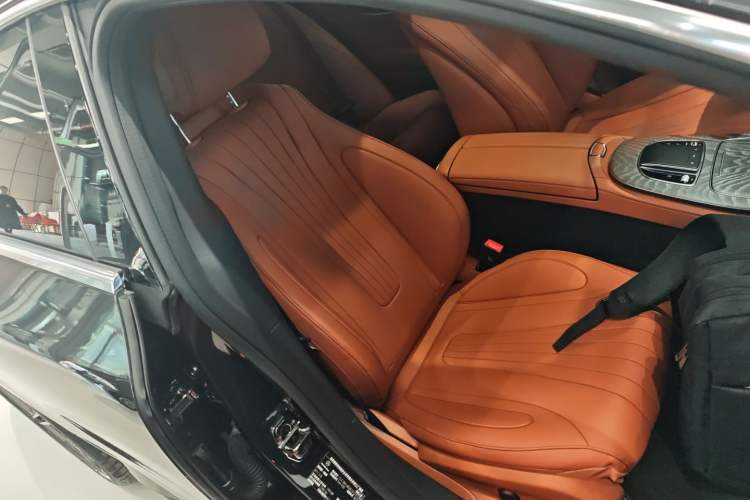 Used Mercedes-Benz CLS 2023 Refreshed CLS 300 Dynamic Edition
