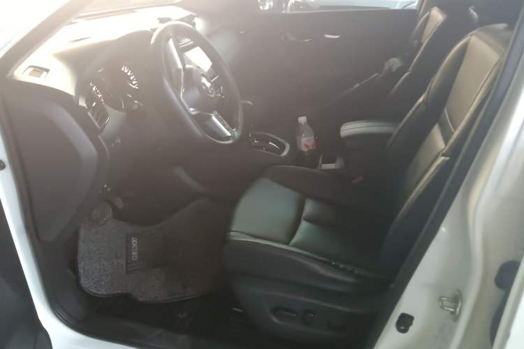 Used Nissan X-Trail 2020 2.0L XL ITS CVT 2WD SmartConnect Comfort Edition Left Front Seat